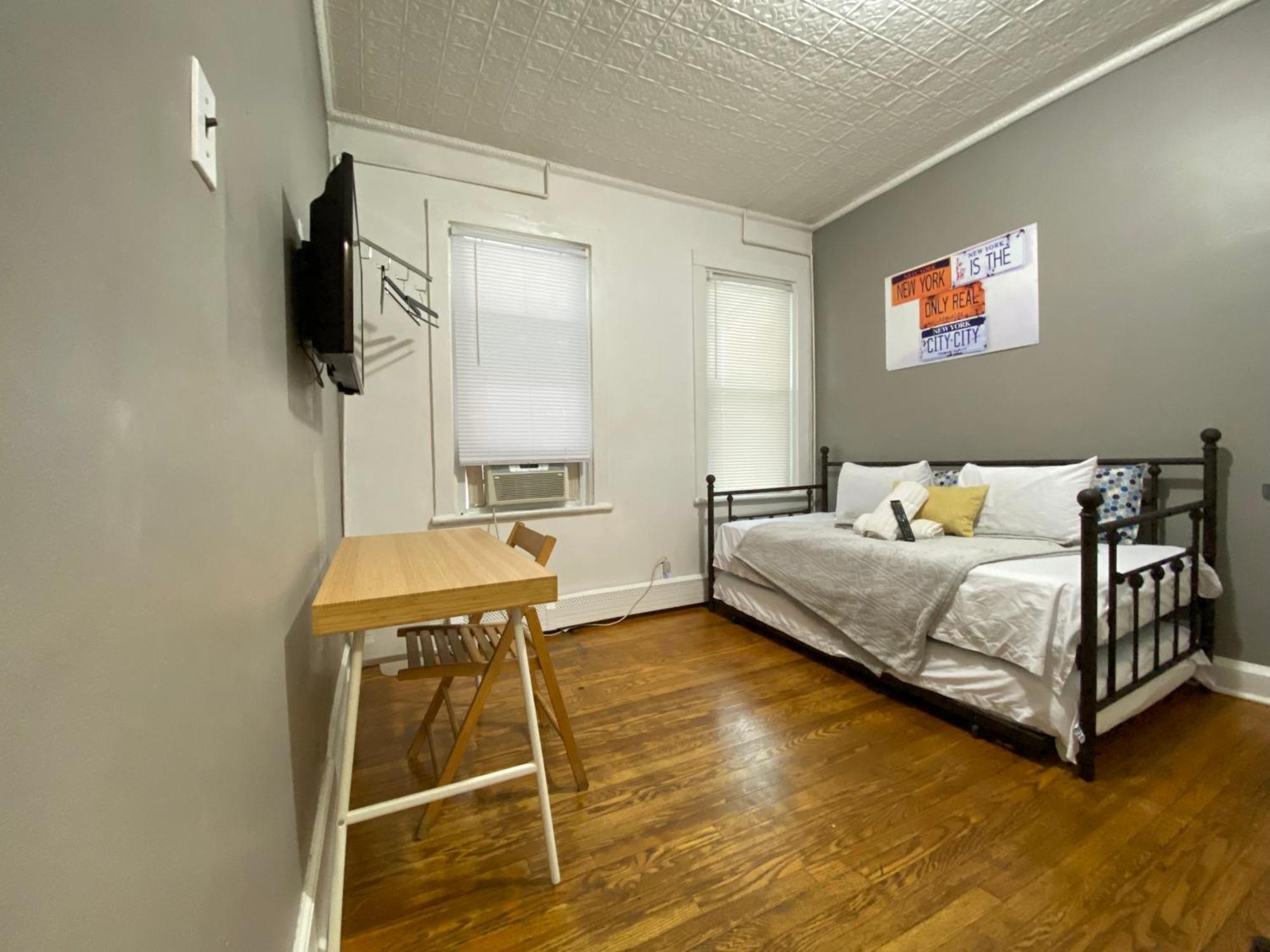 Best Room To Visit Nyc-Subway Access Нюарк Екстериор снимка